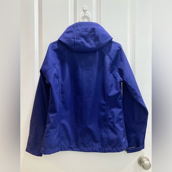 Free Tech Jacket - Picture 2 of 2